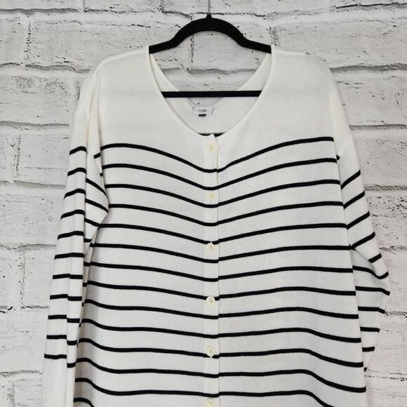 Cabi Knitted Button Up Striped Turnabout Cardigan Sweater White Size Medium 6164 - Picture 2 of 13